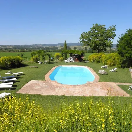 Monte Santa Maria Tiberina Sleeps 4 With Pool And Wifi 아파트 *