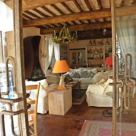 Monte Santa Maria Tiberina Sleeps 4 With Pool And Wifi *